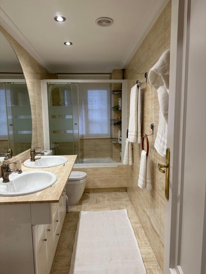 Ferienwohnung Madera De Olmo Madrid Exterior foto